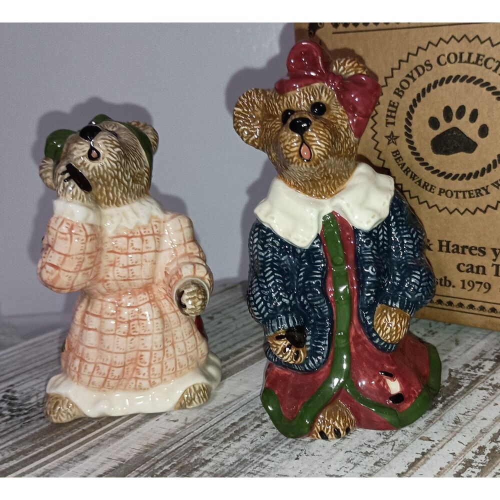 Vintage Boyds Bears Salt & Pepper Shaker Bearware Pottery - Original Box